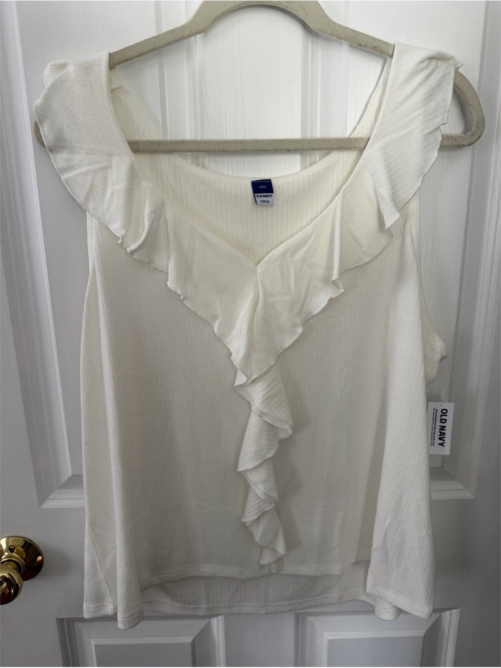 Old Navy Cream Ruffle V-Neck Sleeveless Camisole